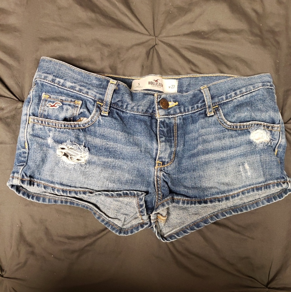 Low rise shorts